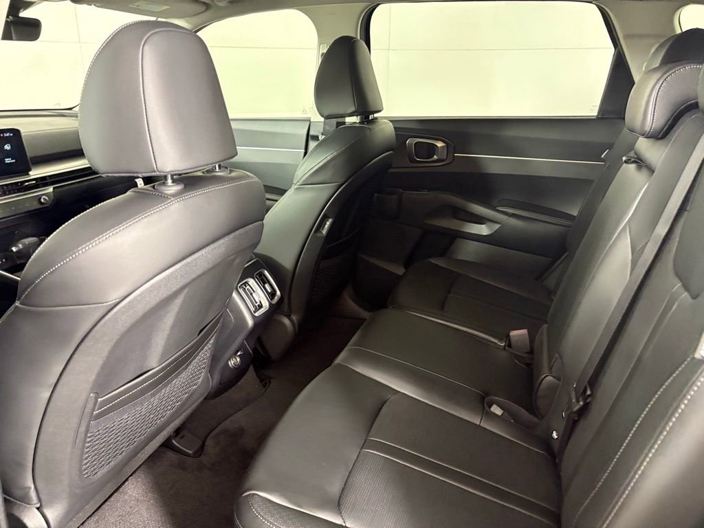 New 2026 Kia Sorento S w/ S Panoramic Sunroof Package image 39