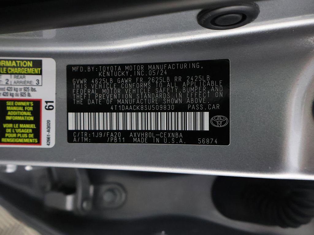 Used 2025 Toyota Camry LE FWD image 41