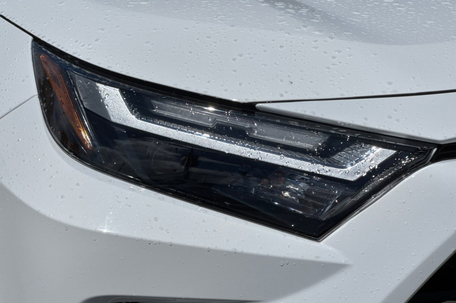 Used 2022 Toyota RAV4 XLE w/ Convenience Package image 10