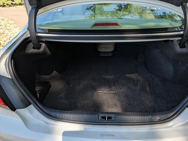 Used 2011 Toyota Avalon Limited FWD image 18
