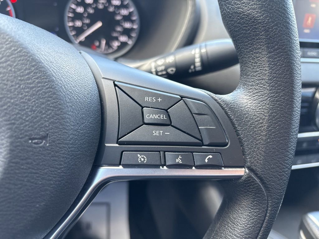 Used 2023 Nissan Sentra S image 18