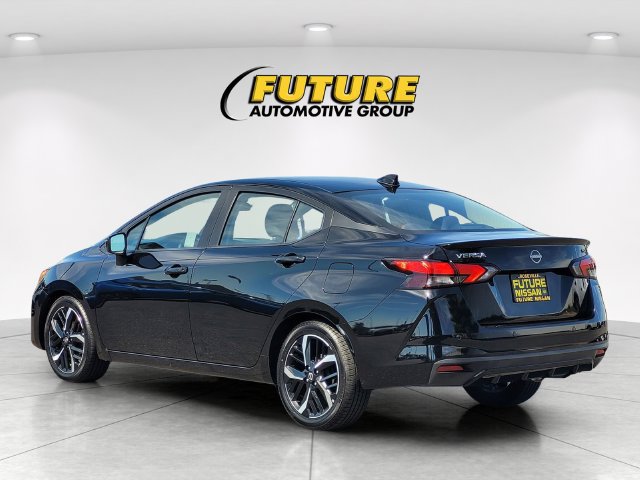 Certified 2024 Nissan Versa SR FWD image 7