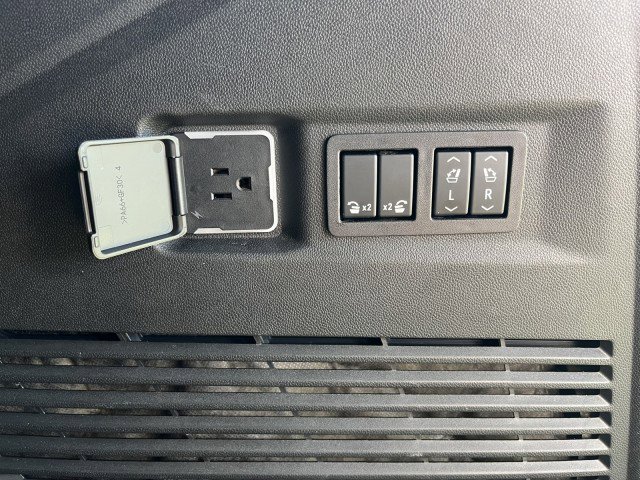 Certified 2024 Chevrolet Tahoe Premier w/ Advanced Technology Package image 6