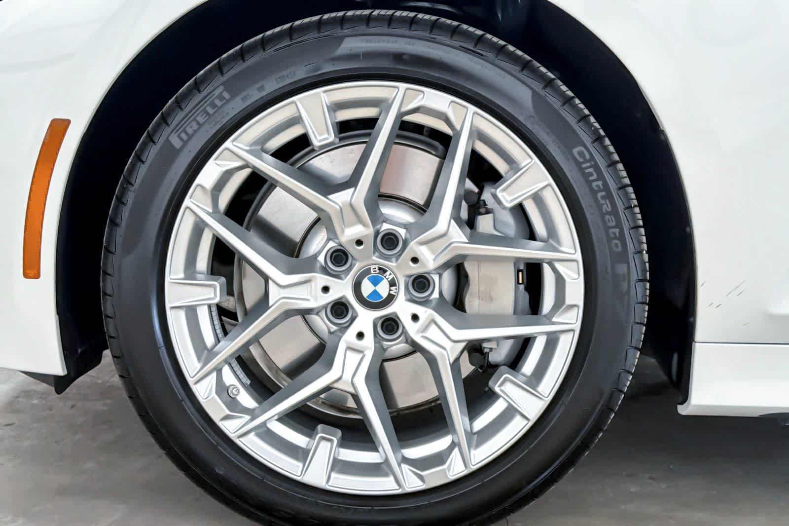Used 2026 BMW 330i xDrive Sedan w/ Premium Package AWD/4WD image 26
