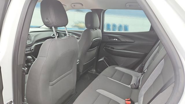 Used 2023 Chevrolet TrailBlazer LS image 21