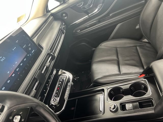 Certified 2023 Lincoln Corsair Reserve w/ Equipment Group 202A AWD/4WD image 12