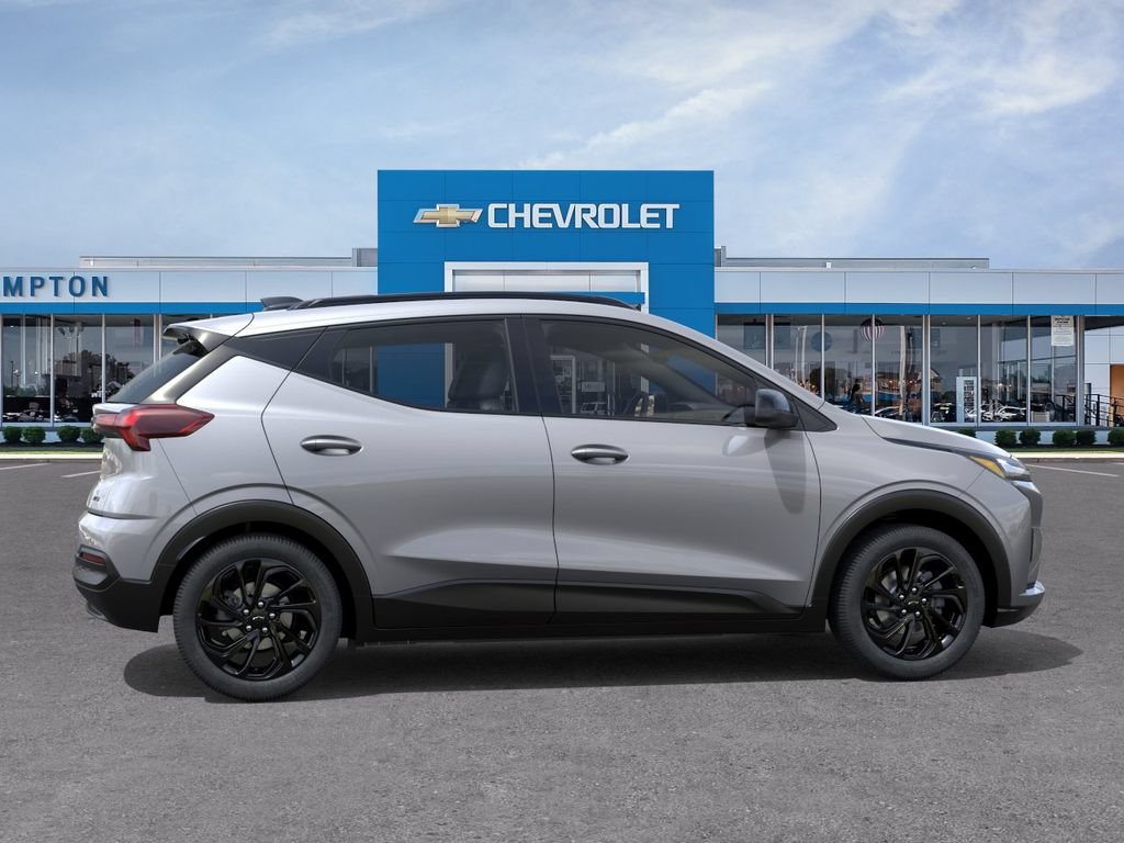 New 2027 Chevrolet Bolt RS w/ Technology Package FWD image 5