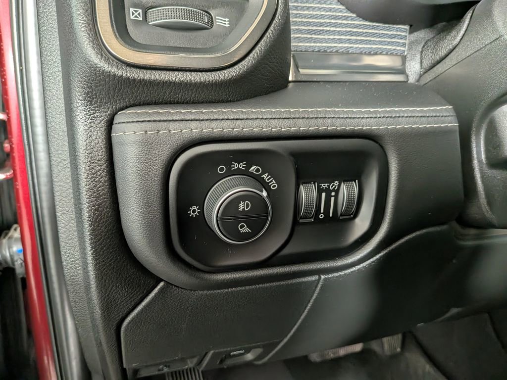 Used 2021 RAM 2500 Limited image 21