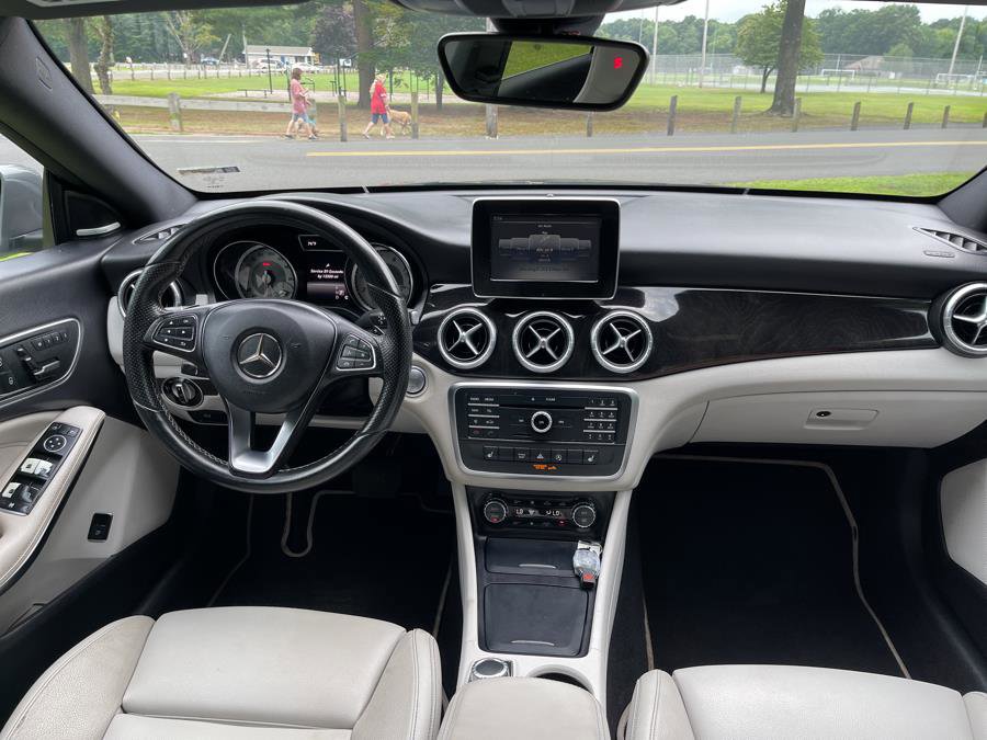 Used 2016 Mercedes-Benz CLA 250 image 36