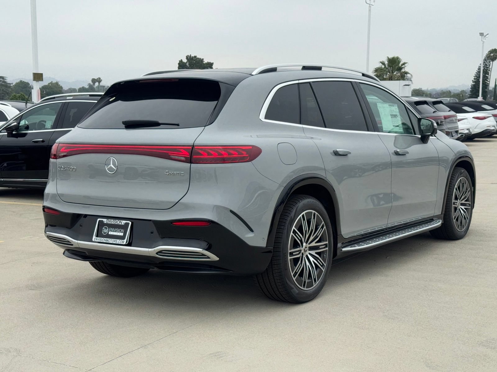 New 2026 Mercedes-Benz EQS 400 4MATIC SUV image 10