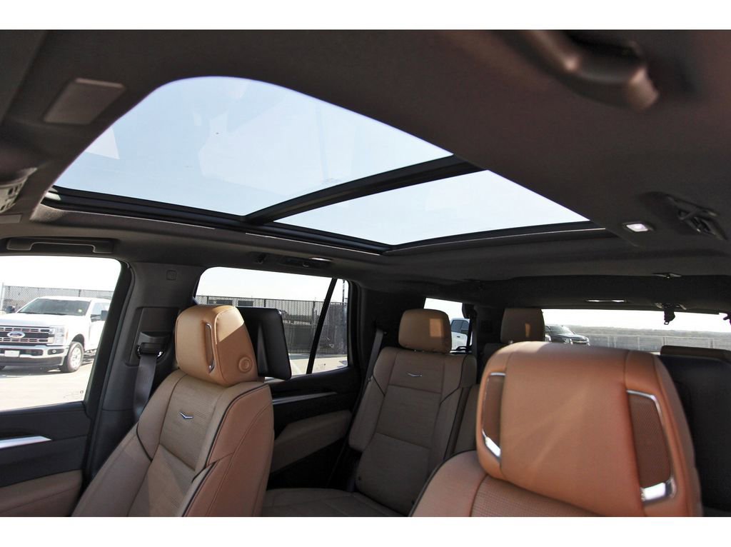 New 2026 Cadillac Escalade Luxury w/ Touring Package image 24