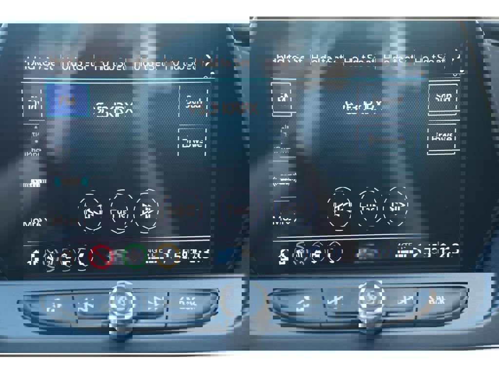 Used 2020 Chevrolet Blazer LT image 17