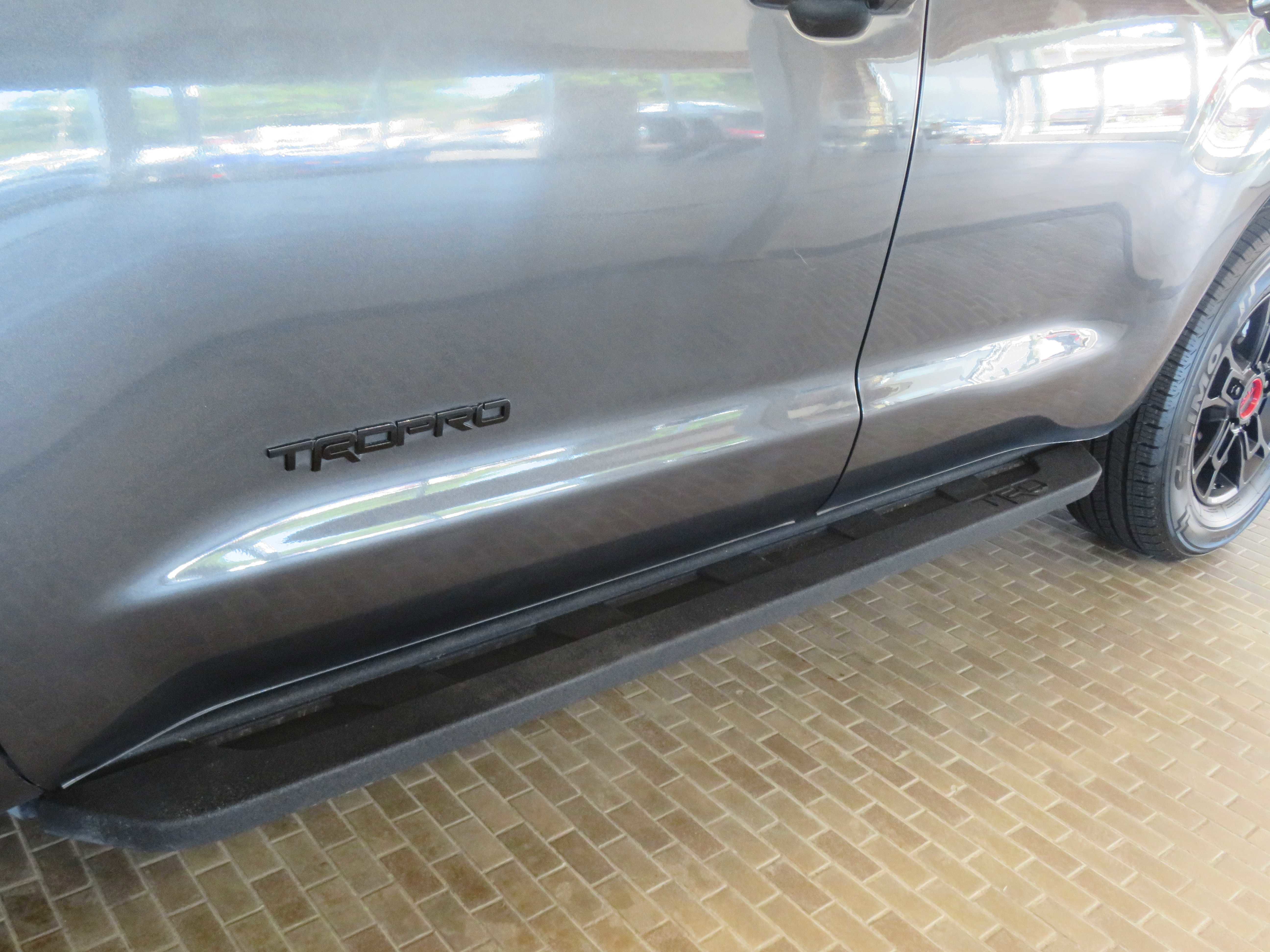 Used 2021 Toyota Sequoia TRD Pro AWD/4WD image 92