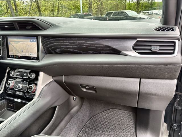 Used 2021 GMC Yukon Denali w/ Denali Premium Package image 30