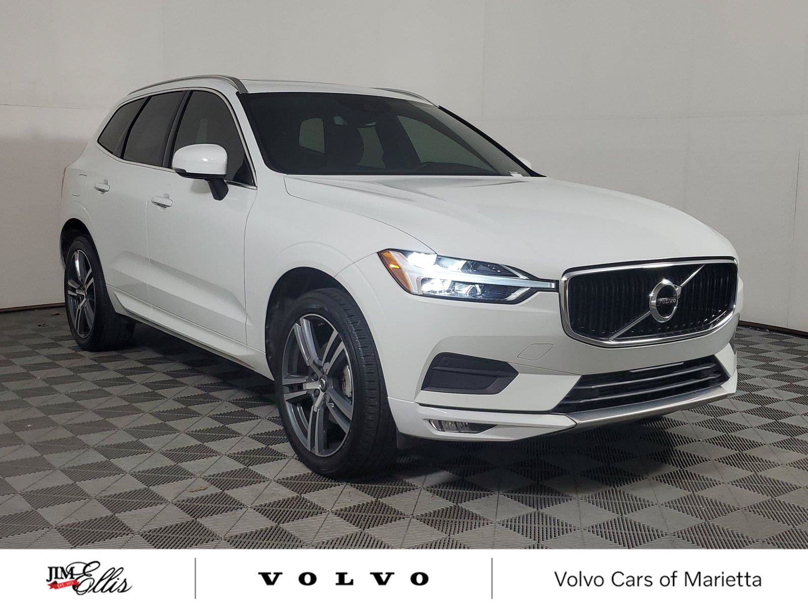 Used 2021 Volvo XC60 T5 Momentum
