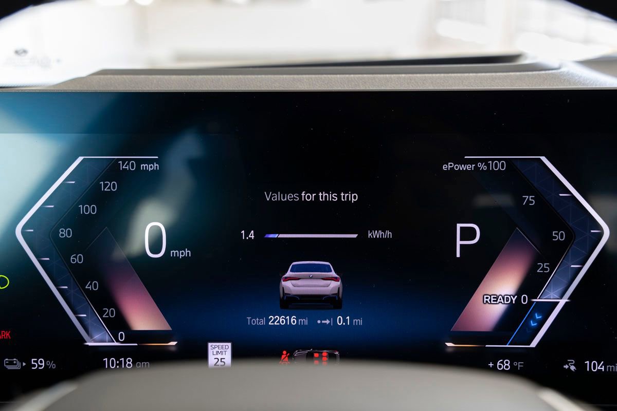 Certified 2023 BMW i4 eDrive35 w/ Premium Package image 10