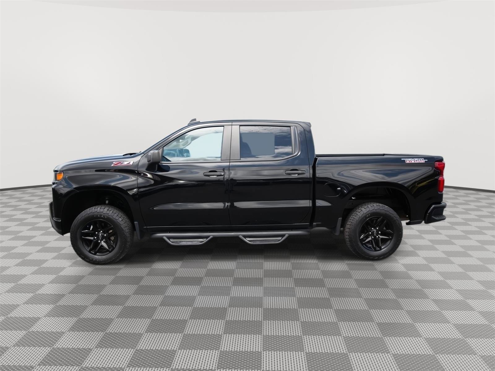 Used 2020 Chevrolet Silverado 1500 Custom Trail Boss w/ Infotainment Package AWD/4WD image 9
