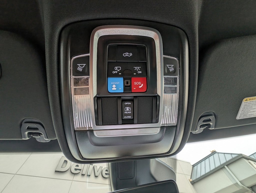 New 2026 RAM 1500 4x4 Crew Cab image 36