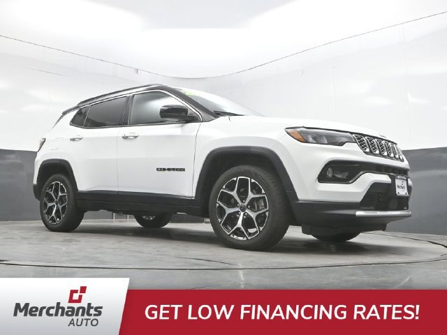 Used 2025 Jeep Compass Limited AWD/4WD image 32