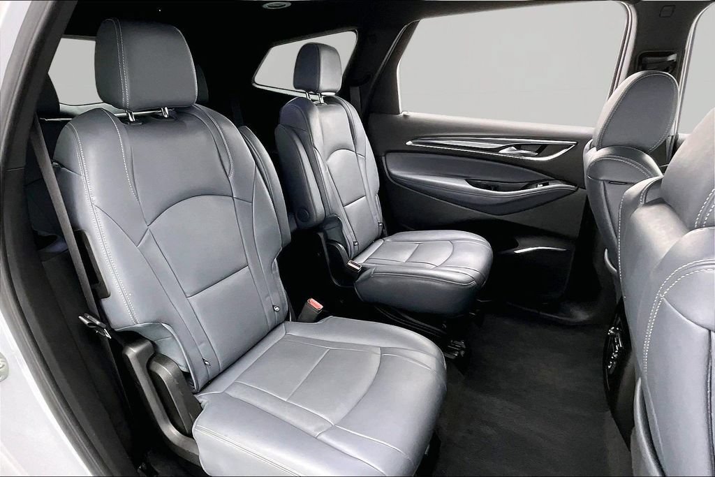 Used 2024 Buick Enclave Essence w/ Experience Buick Package AWD/4WD image 27