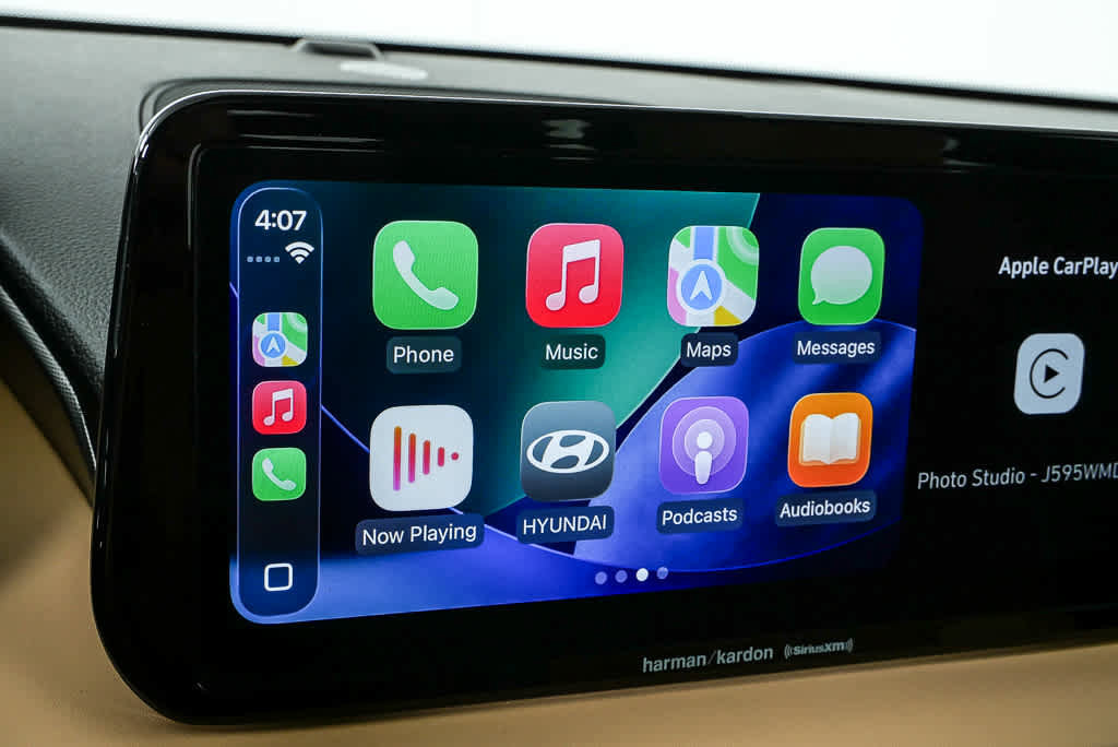 Used 2023 Hyundai Santa Fe Calligraphy w/ Cargo Package image 16