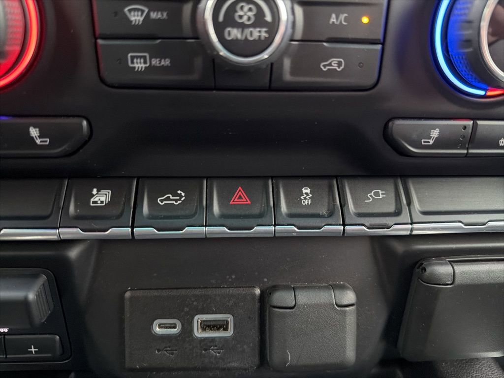 Used 2022 Chevrolet Silverado 2500 LT w/ Convenience Package image 31