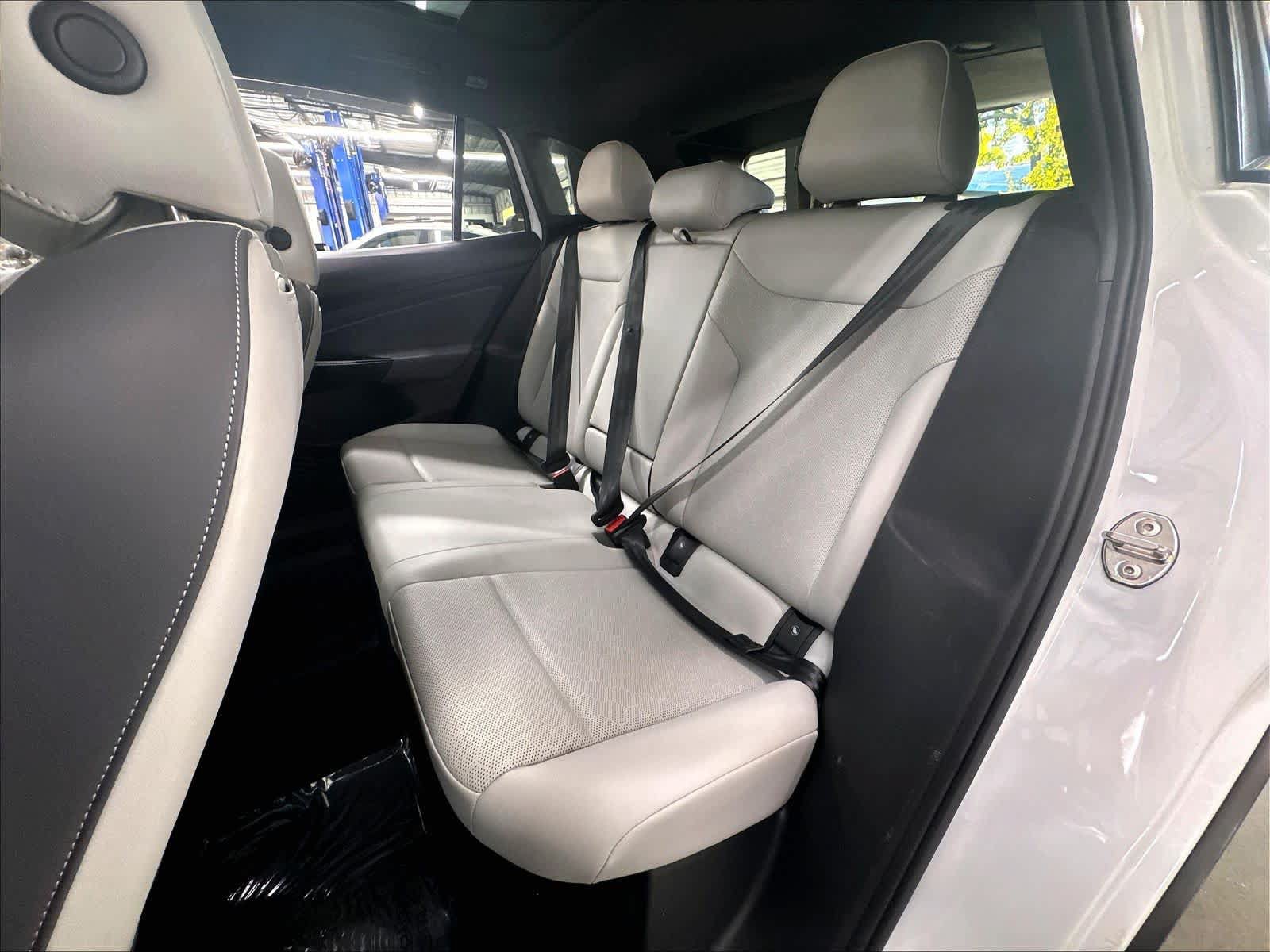 Used 2022 Volkswagen ID.4 Pro S RWD image 25