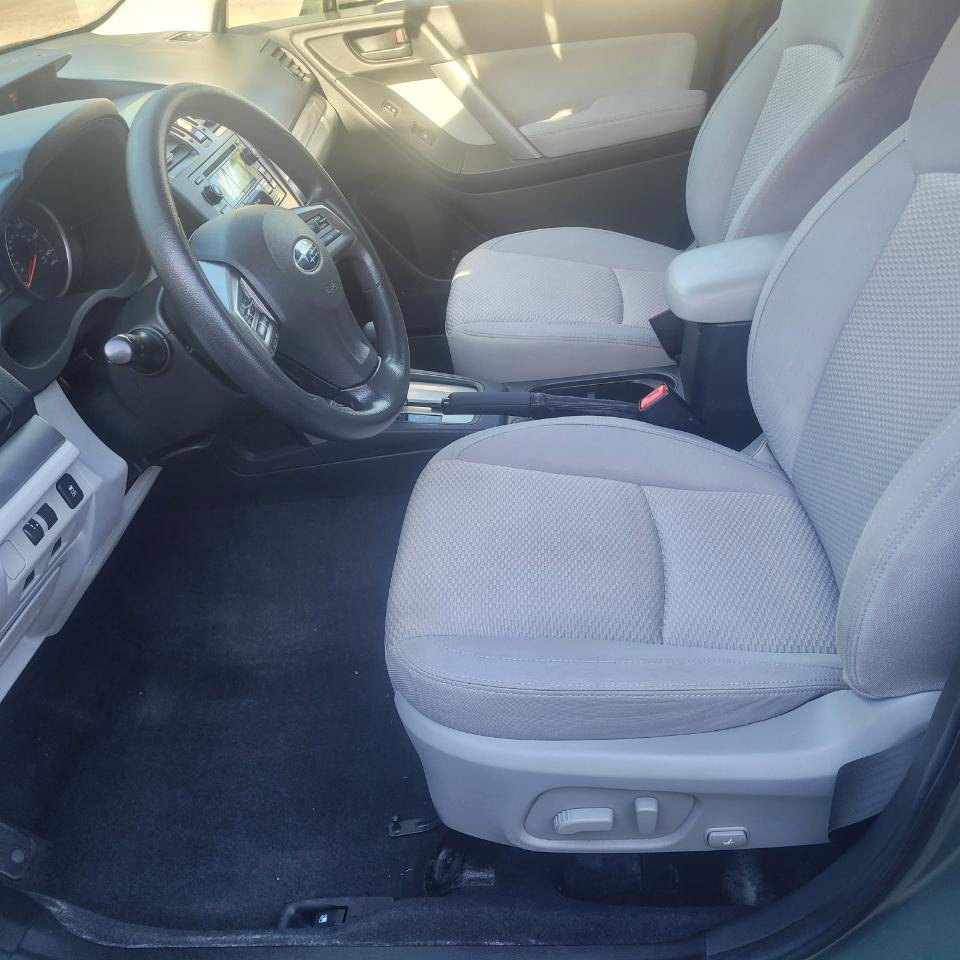 Used 2014 Subaru Forester 2.5i Premium w/ All-Weather Package AWD/4WD image 11