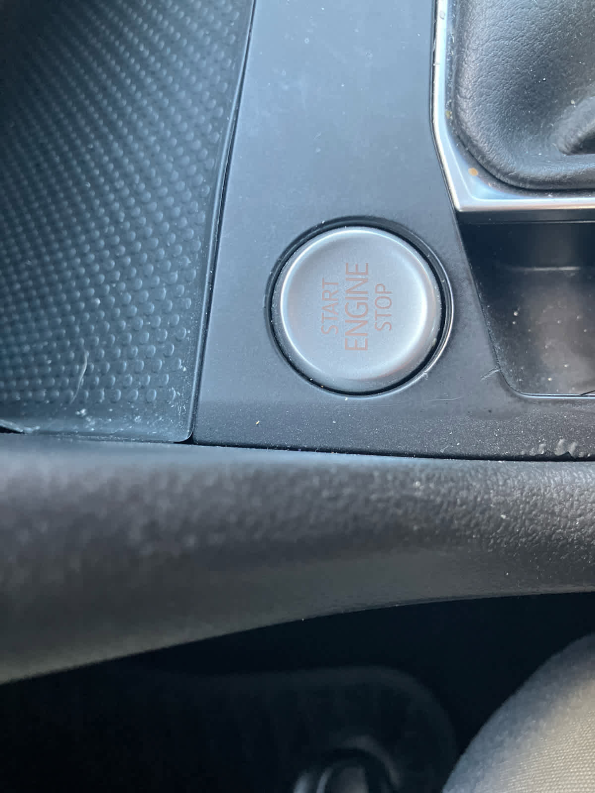 Used 2022 Volkswagen Taos S image 24