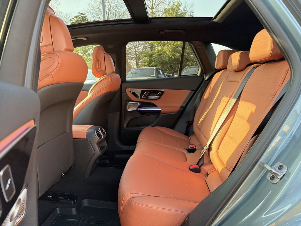 New 2026 Mercedes-Benz GLC 300 4MATIC image 14