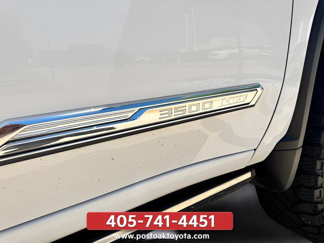 Used 2024 Chevrolet Silverado 3500 High Country w/ High Country Premium Package AWD/4WD image 44