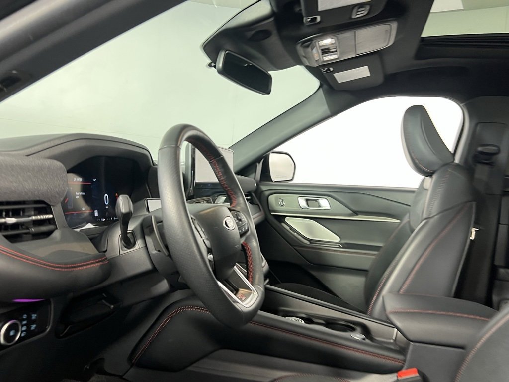 Used 2025 Ford Explorer ST w/ Sun And Sound Package image 22