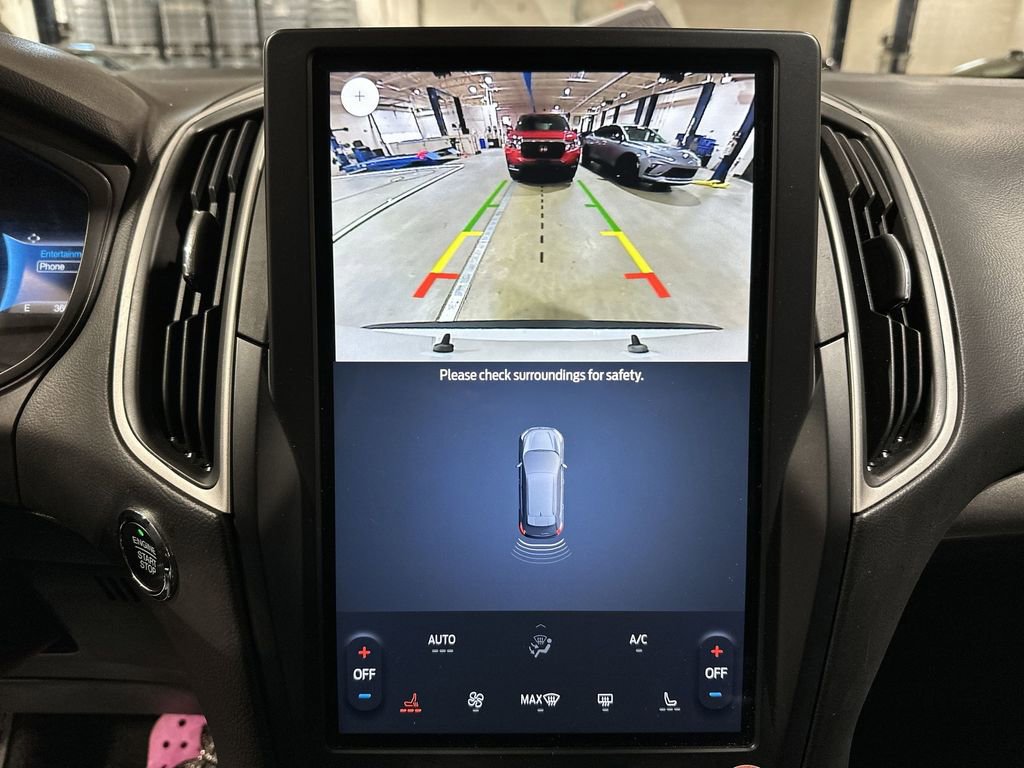 Used 2024 Ford Edge SEL image 21