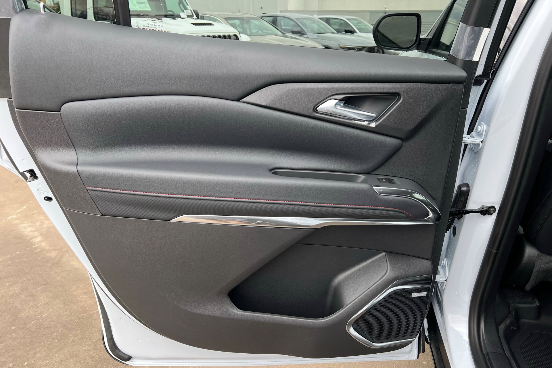 New 2026 Chevrolet Traverse Z71 image 19