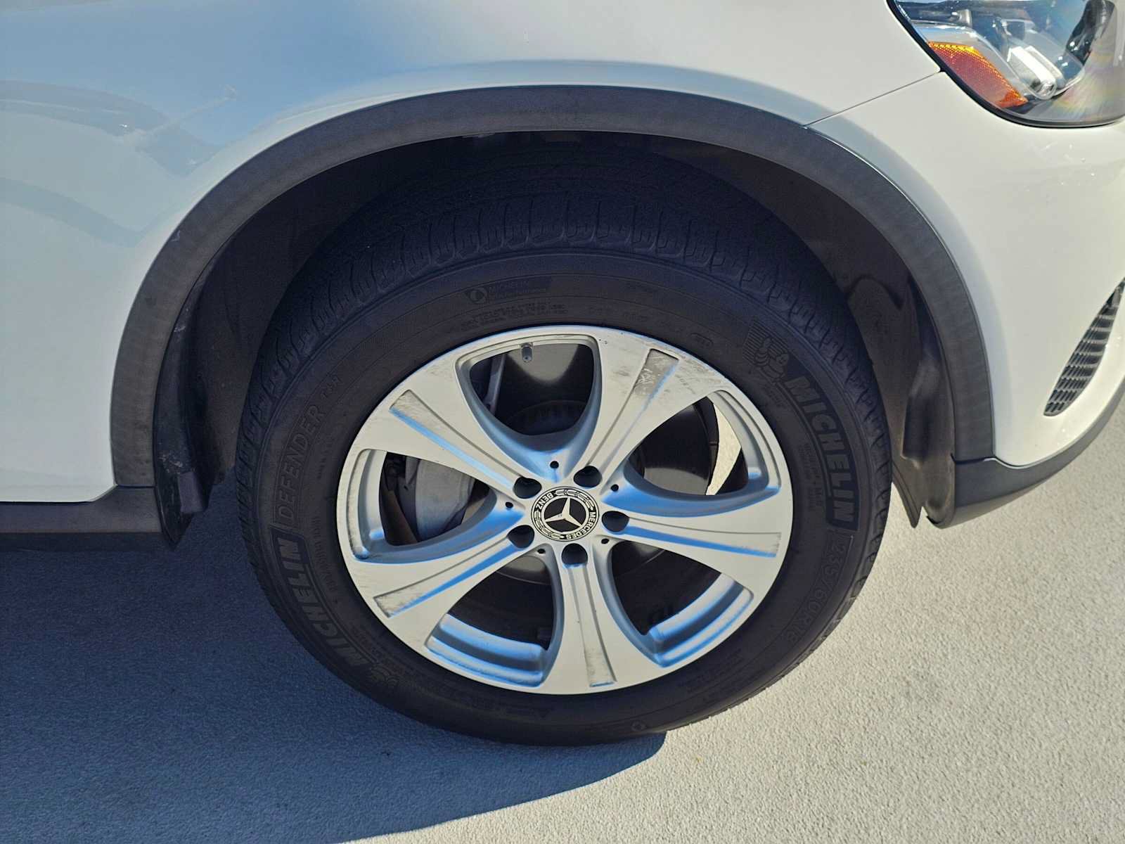 Used 2018 Mercedes-Benz GLC 300 4MATIC image 9
