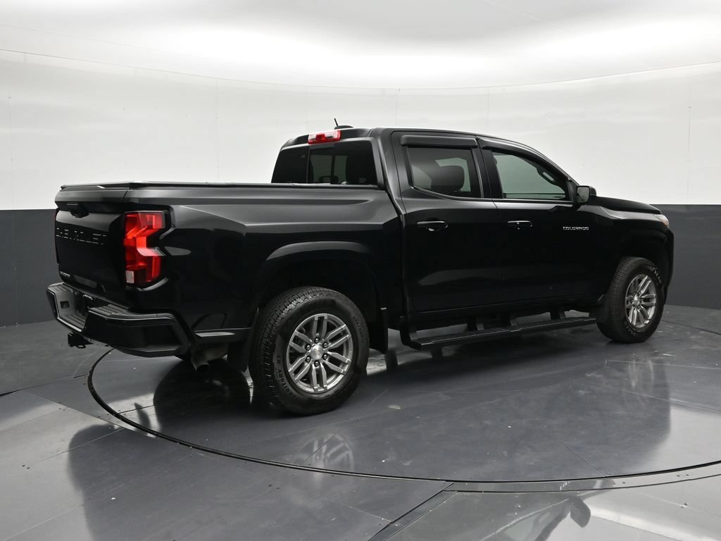 Used 2025 Chevrolet Colorado LT RWD image 5