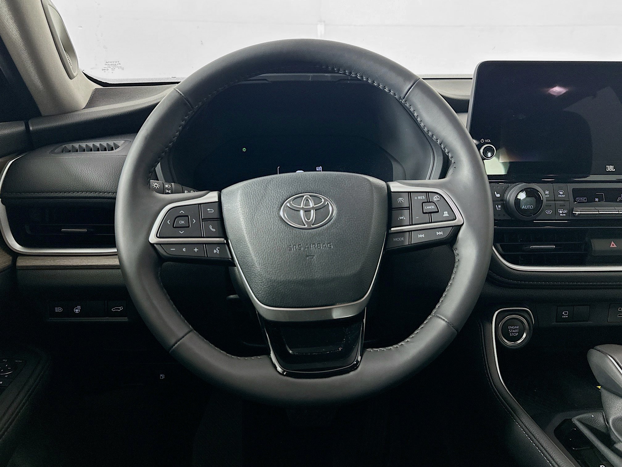 Used 2026 Toyota Grand Highlander FWD image 18