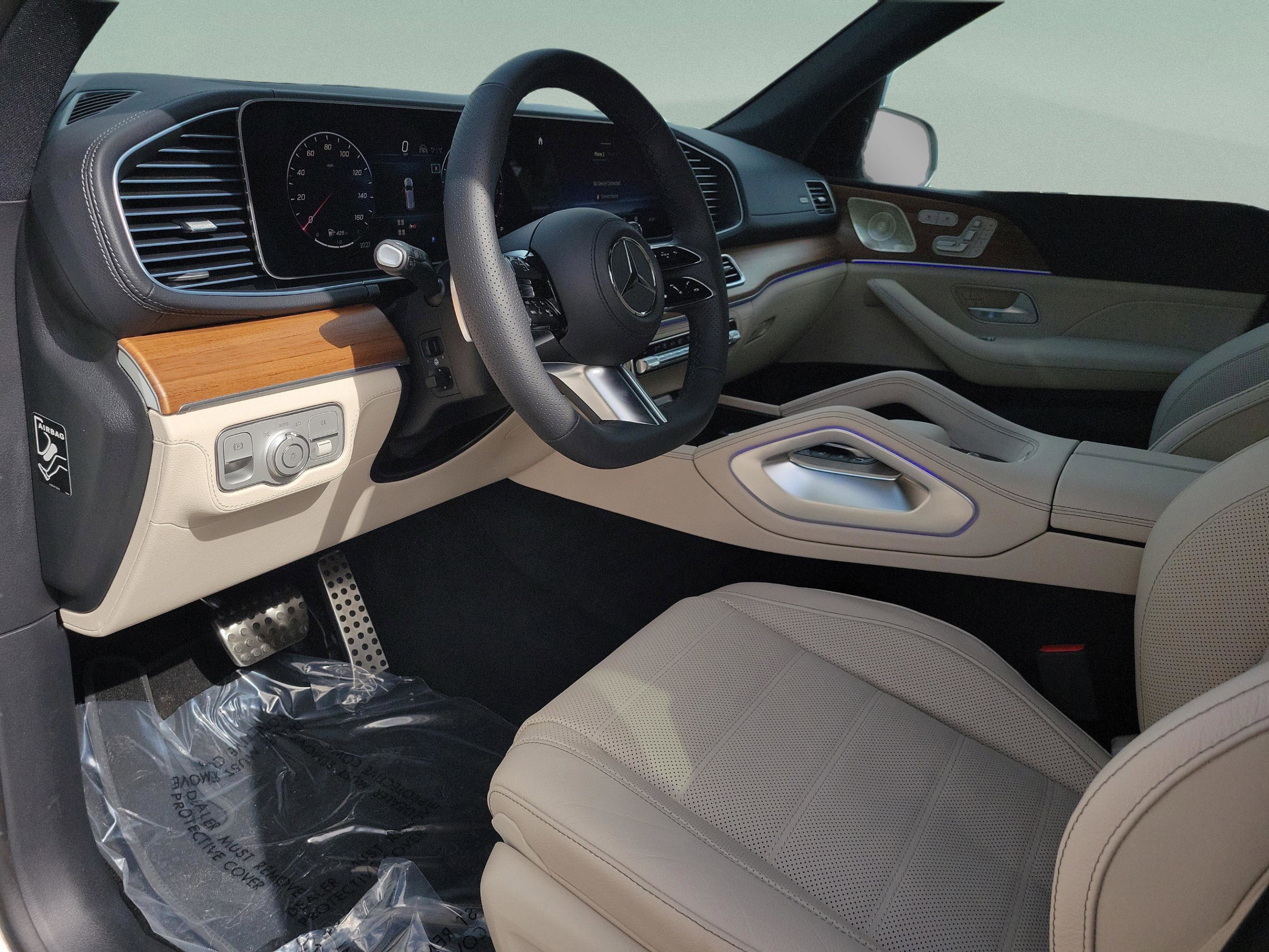 New 2026 Mercedes-Benz GLS 580 4MATIC image 19