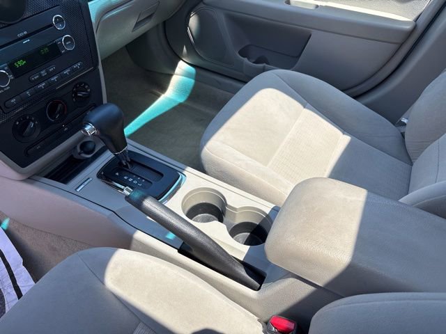 Used 2009 Ford Fusion SE FWD image 17