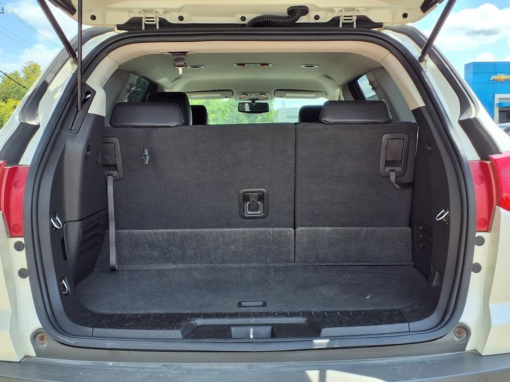 Used 2012 Chevrolet Traverse LT FWD image 8