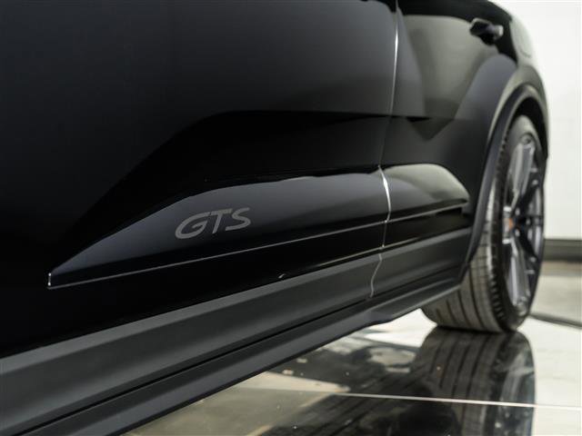 New 2026 Porsche Macan GTS Electric AWD/4WD image 17