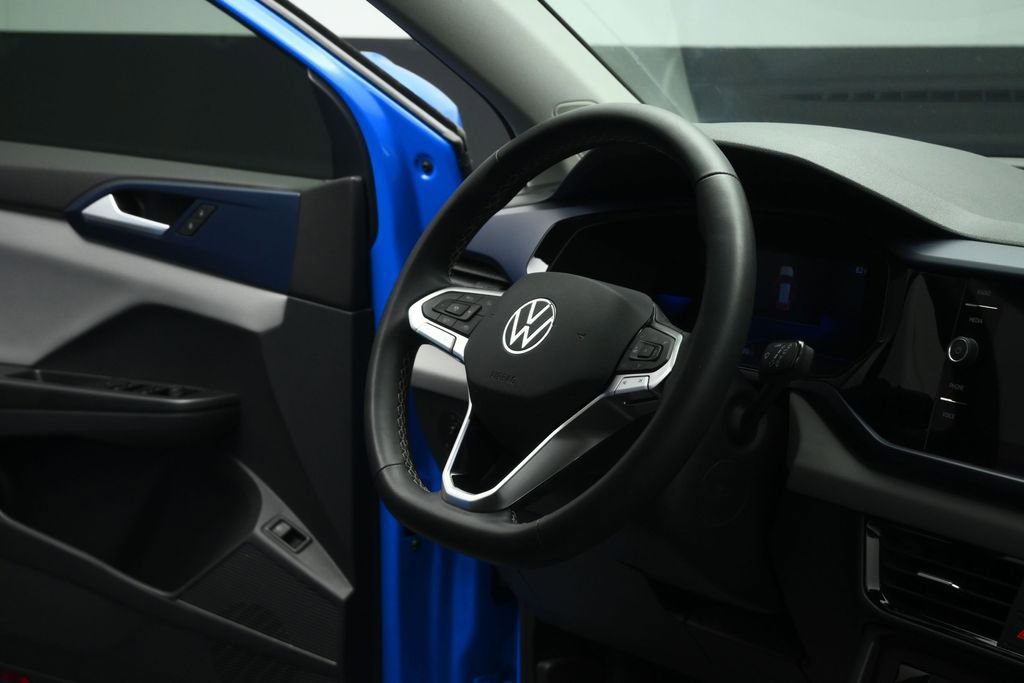 Used 2022 Volkswagen Taos SE FWD image 68