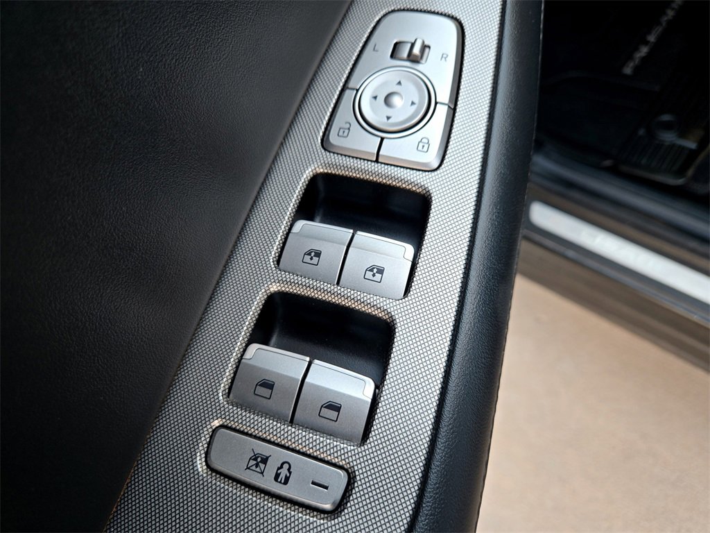 Used 2022 Hyundai Palisade Limited w/ Cargo Package image 36