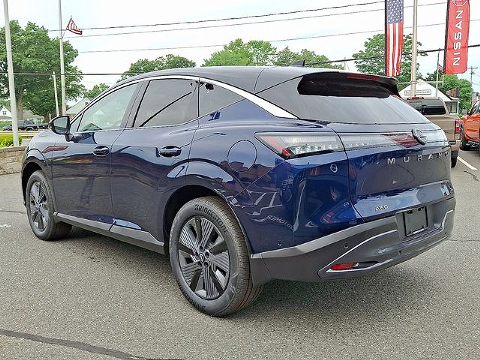 New 2025 Nissan Murano SL w/ Cargo Package AWD/4WD image 3
