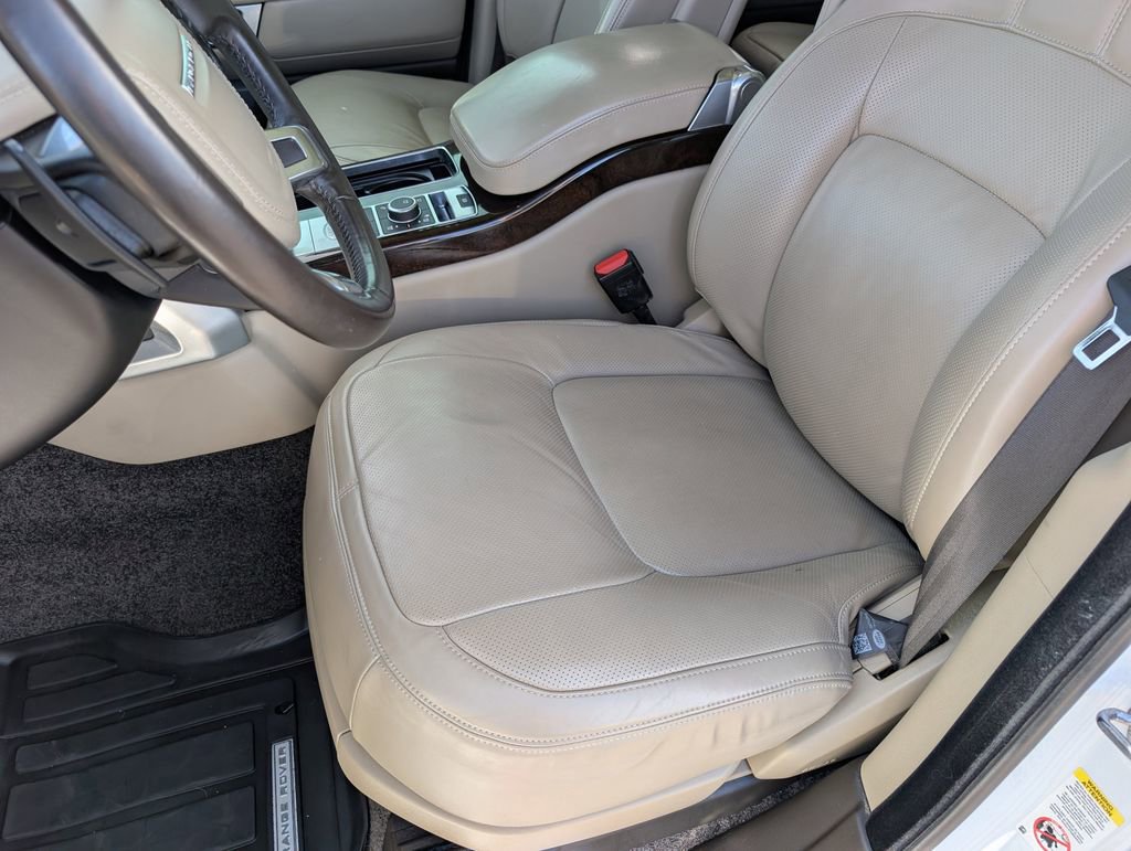 Used 2022 Land Rover Range Rover Westminster Edition image 11