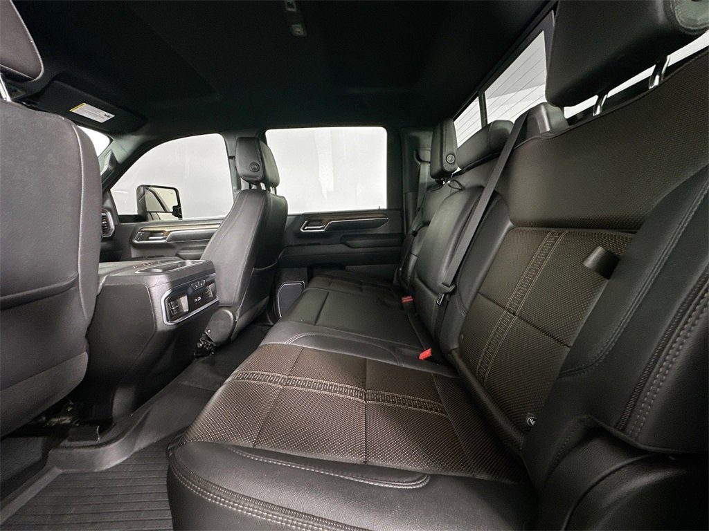Used 2024 Chevrolet Silverado 2500 High Country image 23