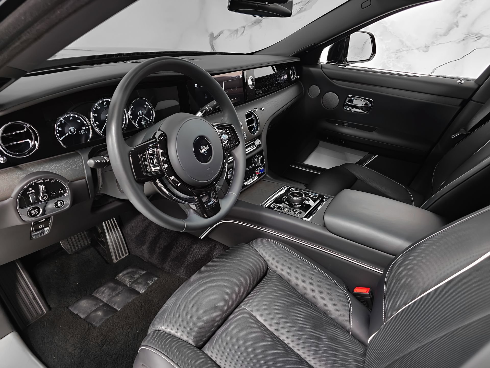 Used 2023 Rolls-Royce Ghost w/ Ghost Package AWD/4WD image 30