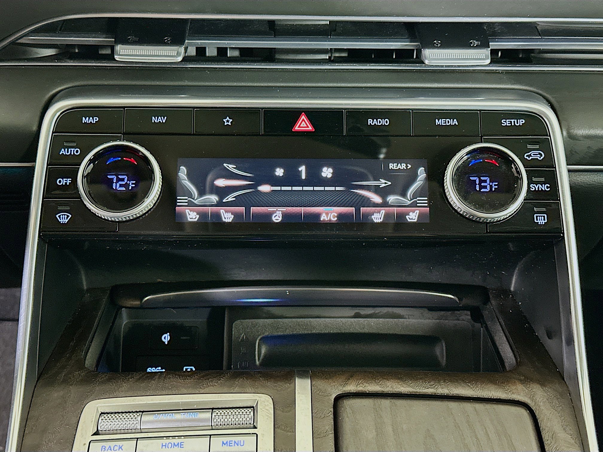 Used 2024 Genesis GV80 3.5T image 24