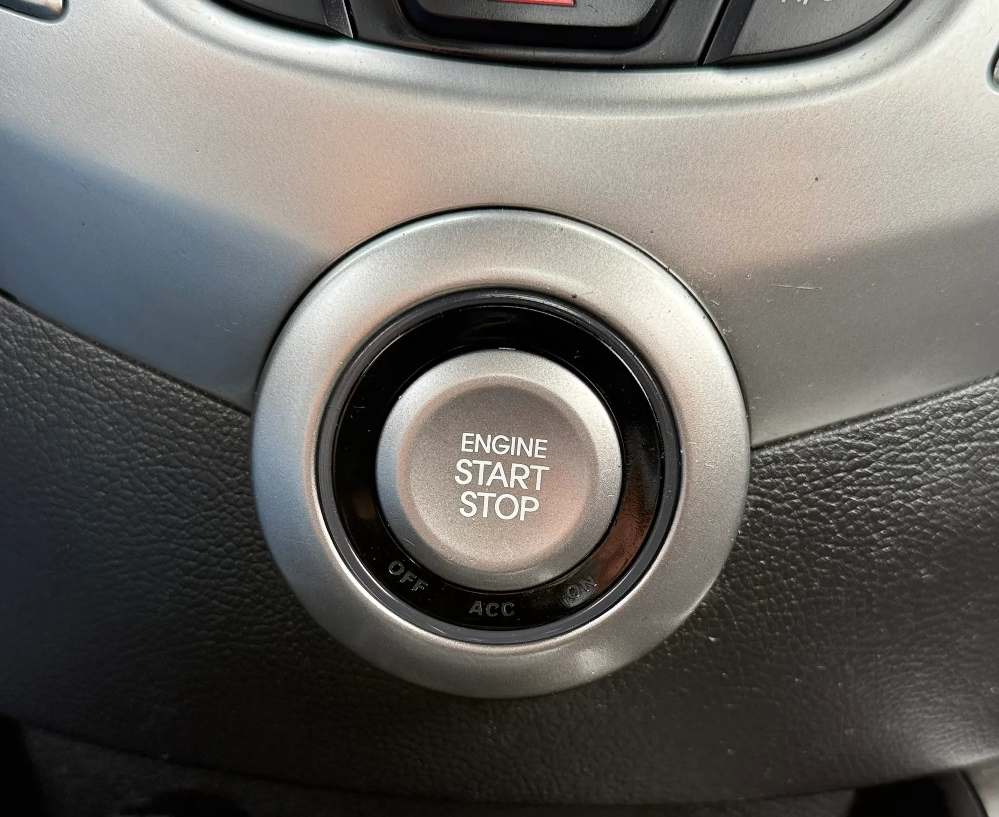 Used 2013 Hyundai Veloster RE:MIX Edition FWD image 17