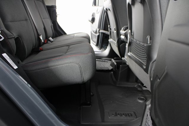 New 2026 Jeep Wrangler Unlimited Rubicon image 18